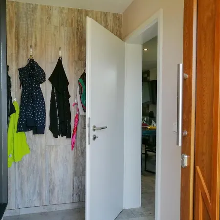 別荘 Premium-plus-ferienhaus Thiazi